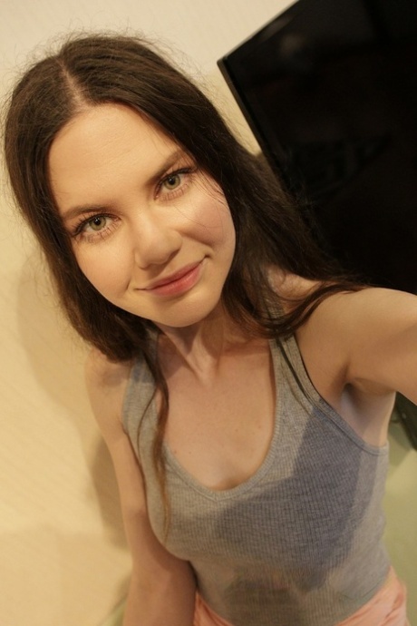 Tina Grey sexy star photos