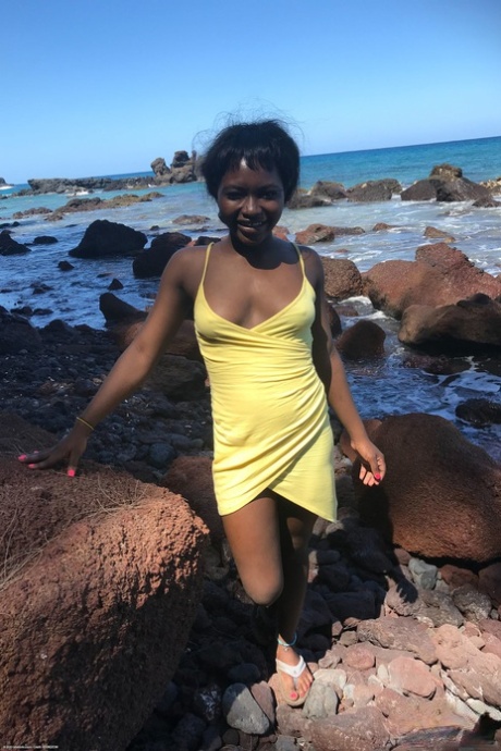 african teen free sexy gallery