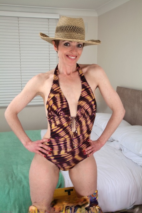 milf de pelo corto porno gratis imágenes