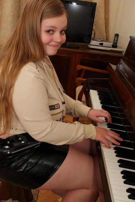 kurvet blond tenåring hete xxx bilder