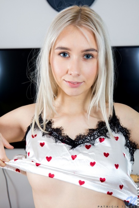 Lil Karla model beautiful pics