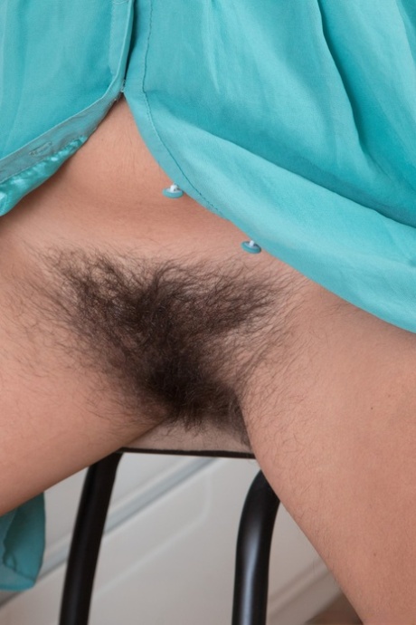 hairy upskirt free sex images