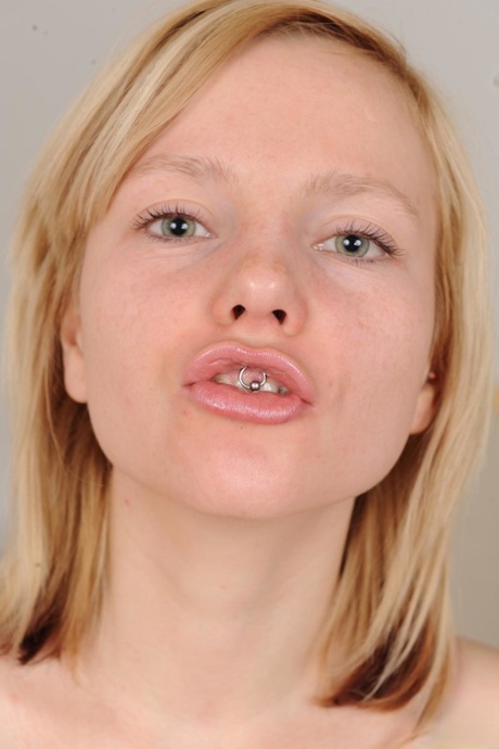 skinny teen solo hot gallery