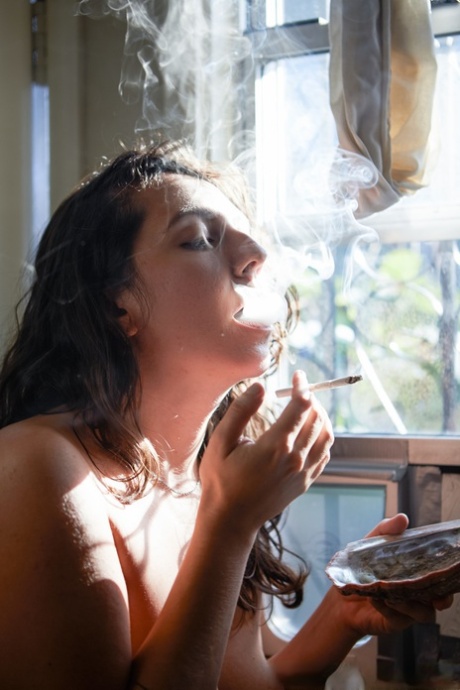 fumeur chaud nu archive