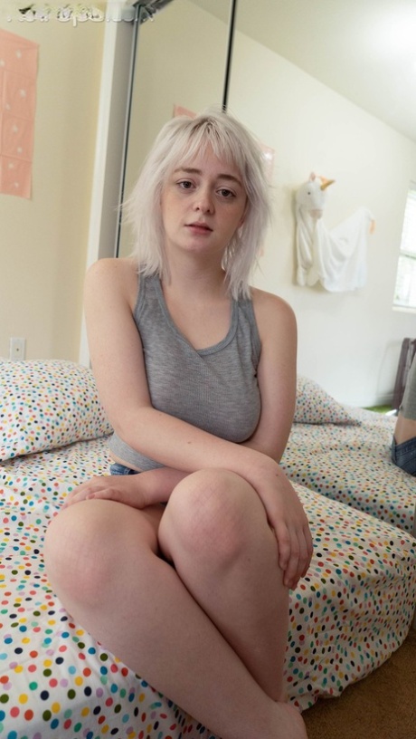 Annie Archer pornographic model archive