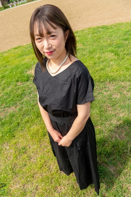japanese skirt beautiful porn picture