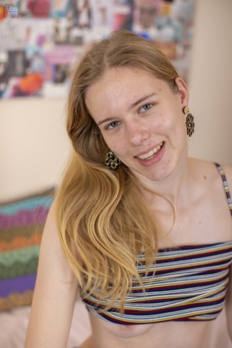 hubená chlupatá blondýnka sexy hezká fotografie