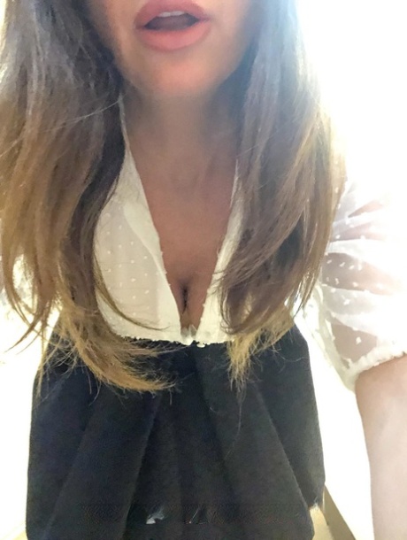 selfie de una milf arte de alta definición archivo