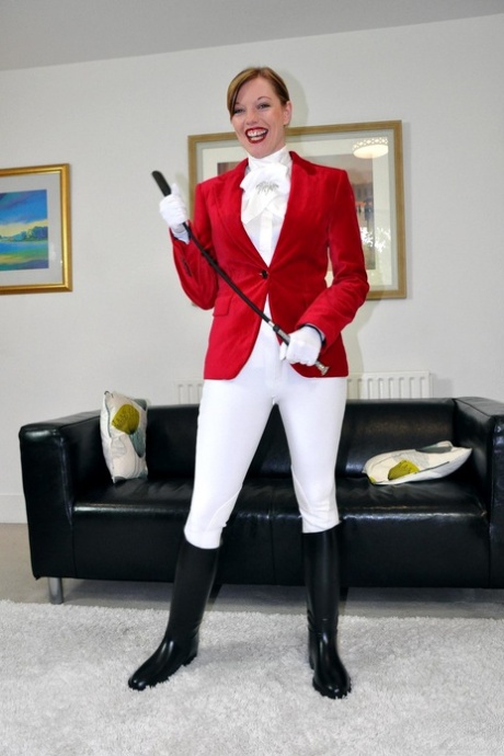 mature cosplay beautiful photos