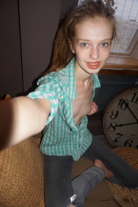 amateur petite hot xxx archive