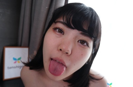 adolescente asiatique potelée art xxx galeries