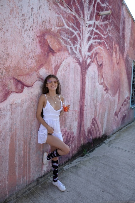 giovane colombiana nudo xxx img