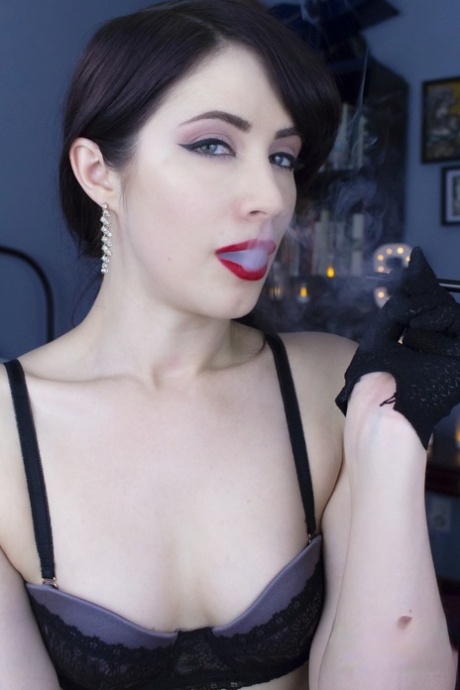 Brookelynne Briar pornstar pretty pic