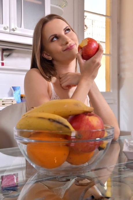 housewife fuck hd photo