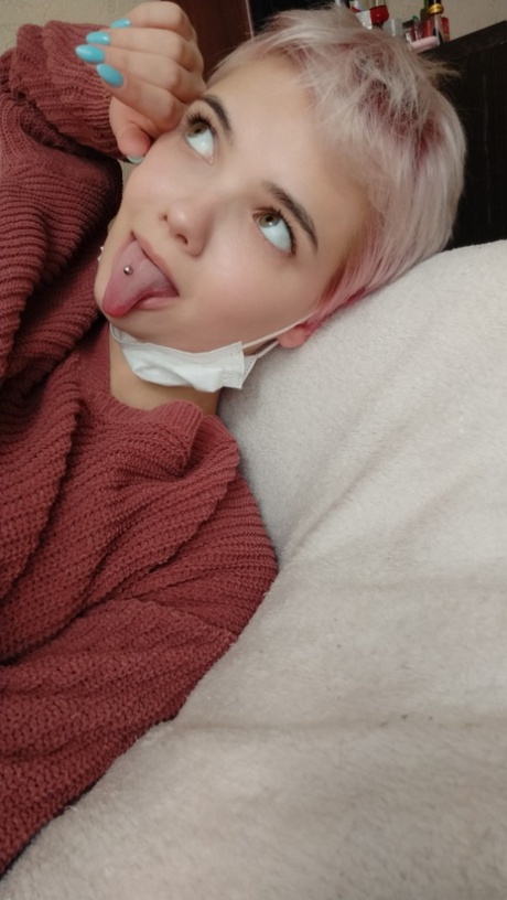 short hair teen xxx gallery