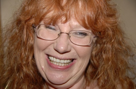 grosse rousse exclusif sympa galerie