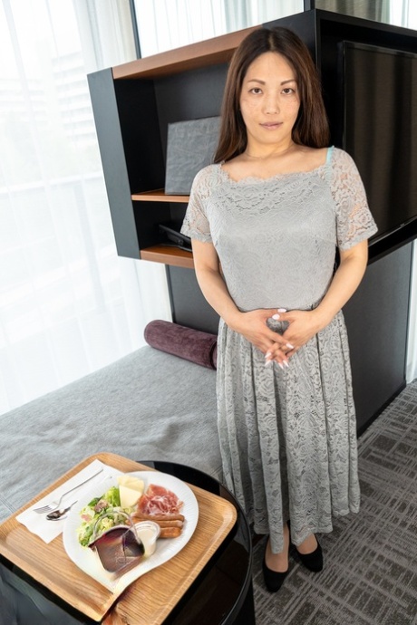 痩せた黒檀 無料ポルノ 写真