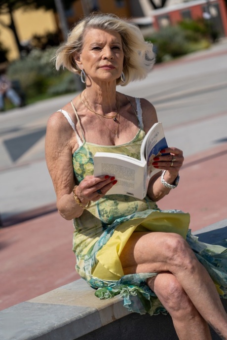 old granny free images