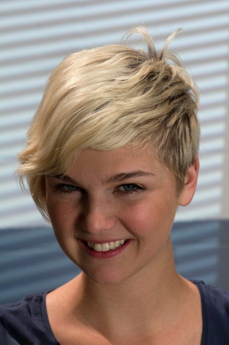 kurze Haare blond xxx akt foto