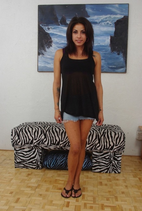 latina rok behoorlijk naakt foto