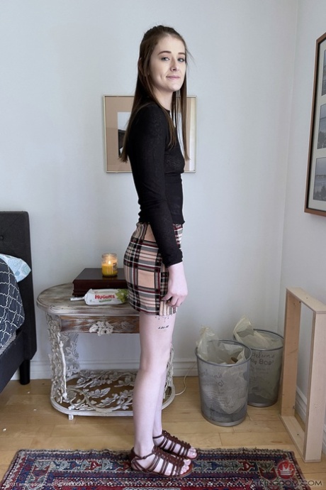 Meloni Moon hd pornstar photos