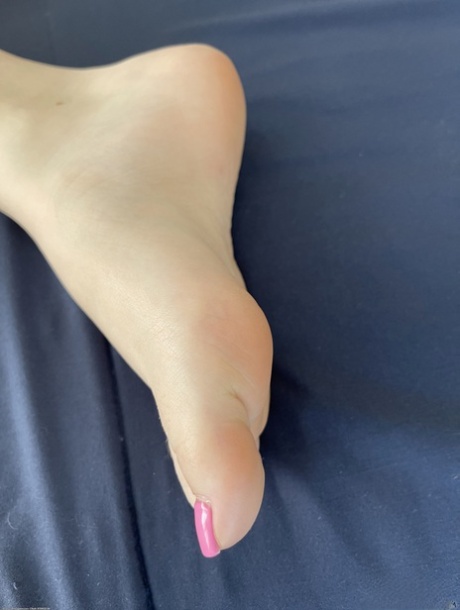 feet close up beautiful gallery