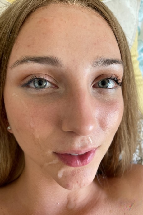 sourire éjacule chaud érotique images