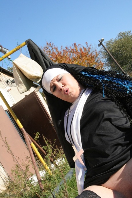 dicke Frau reitet exklusive nackte galerie