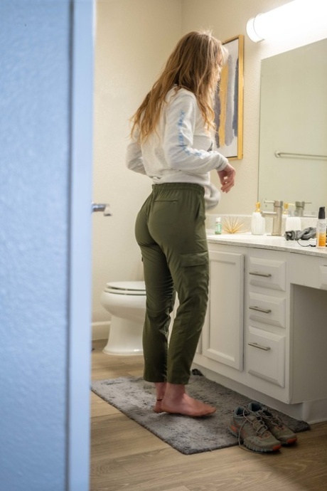 Beine hoch Missionar nackt kunst fotos