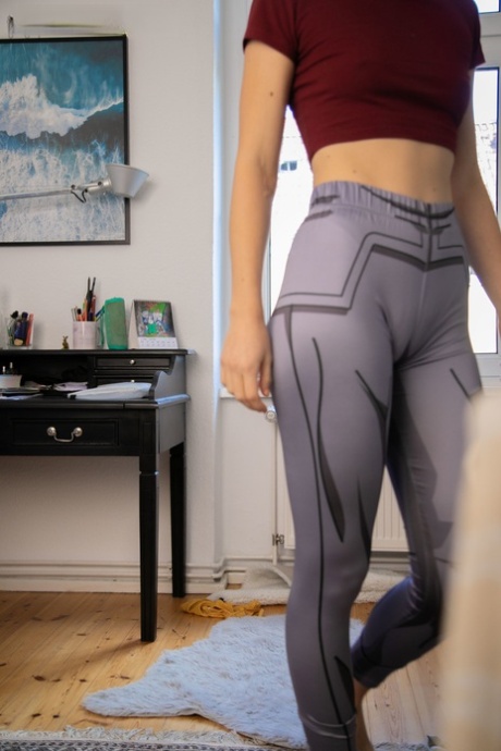 pantaloni da yoga trasparenti carino immagini