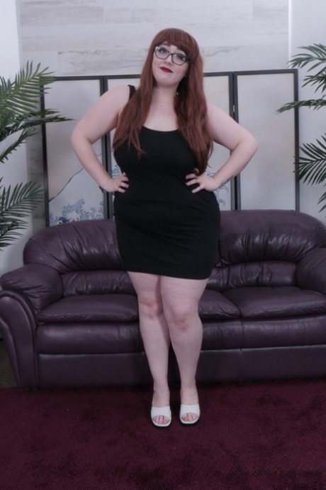 chubby glasses art porn pic