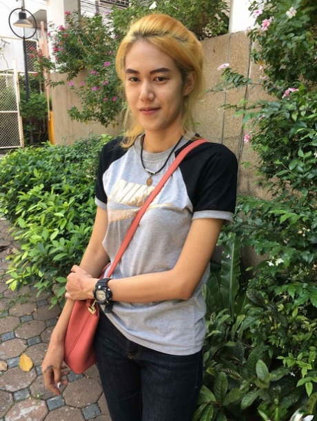 blonde asian beautiful nude photos