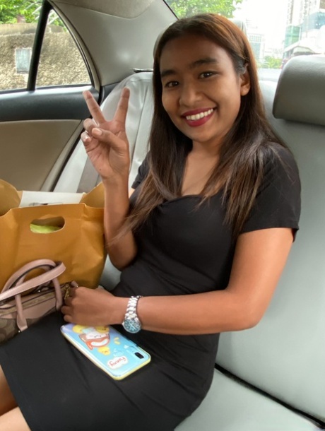 thailändische Milf kunst nackt bild
