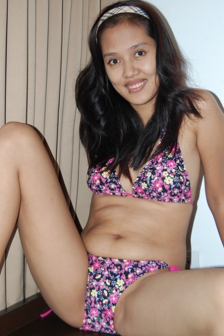 Mena Li sexy pornstar archive