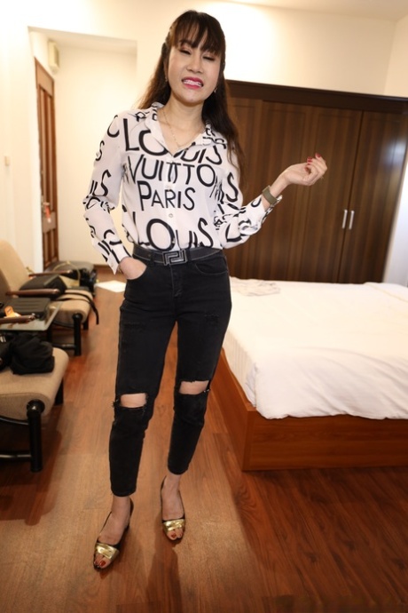 タイの熟女 セクシーヌード アーカイブ