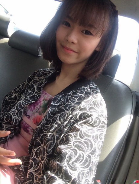 tenåring ladyboy perfekt for voksne bilder