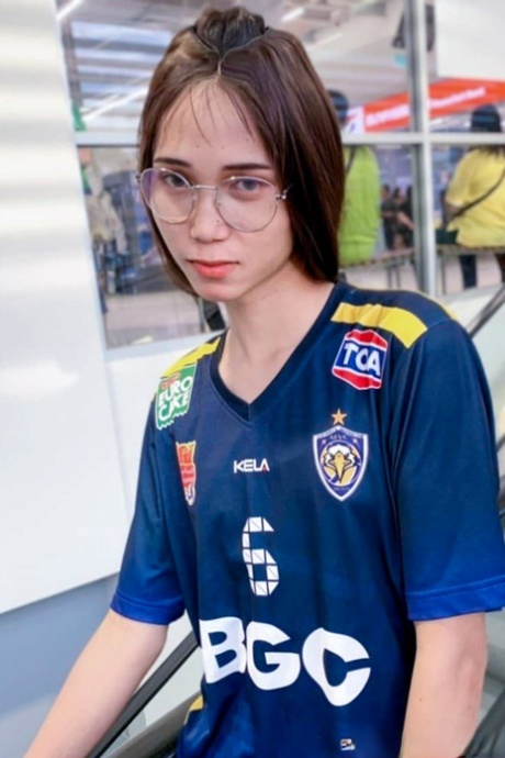 petite ladyboy sexe img