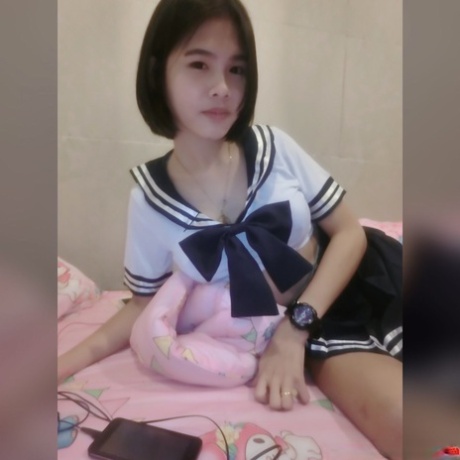 tiny ladyboy sex pics