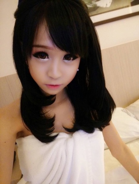 tiny ladyboy nude galleries