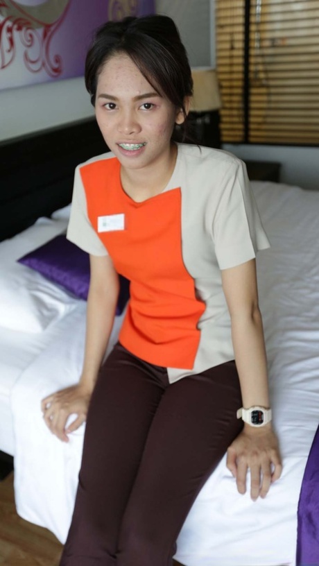 tiny asian porn img