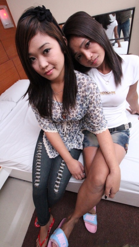 asian lesbian free sex photo