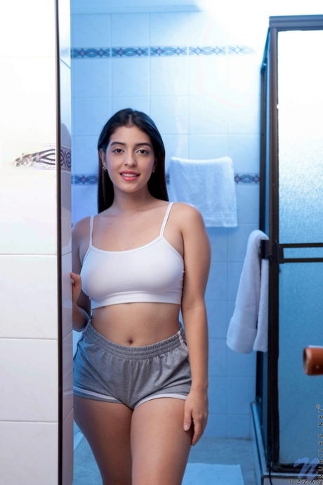 giovane colombiana piuttosto sexy Immagine