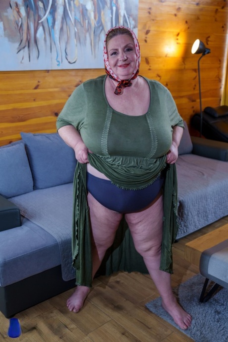 old fat granny free sex pictures