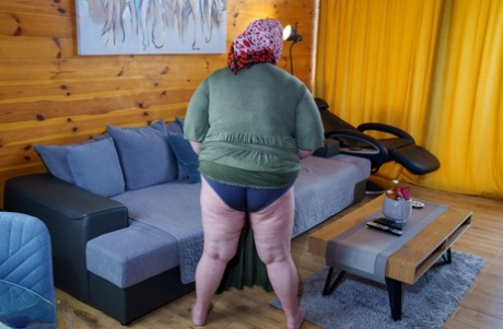 granny upskirt top gallery
