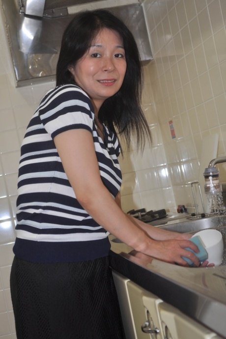 japanese mom nice photo
