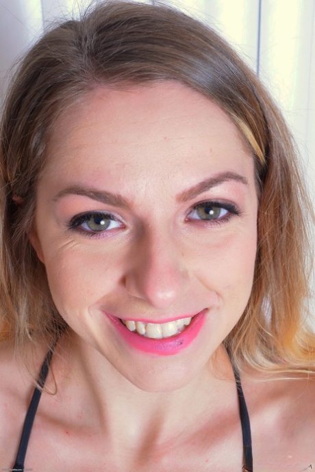 Gesicht heiße nackte galerie
