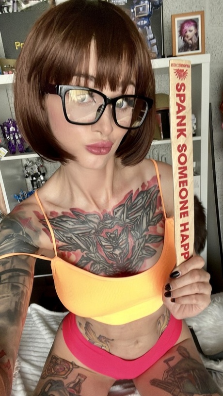 skinny nerd free naked archive