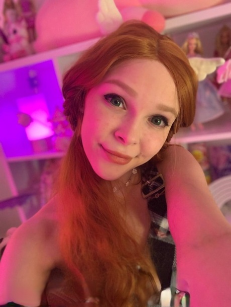 jolie rousse sexy photo
