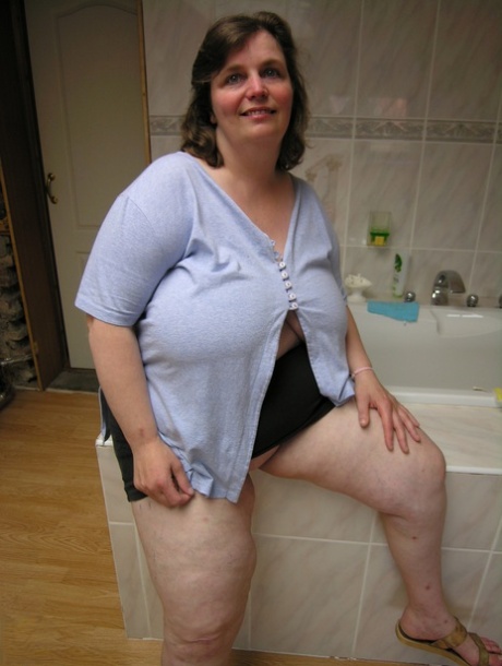 vieille grosse femme parfait chaud image