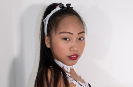 asiatisches Gesicht nacktheit pornographische bild